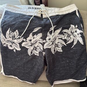 Men’s Old Navy Swim trunks